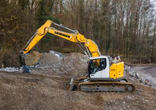 Excavatoare pe șenile Liebherr R 926 Compact Litronic 