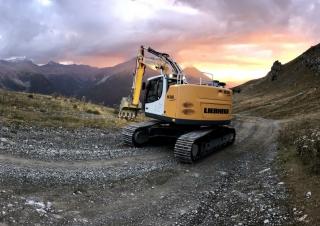 Excavatoare pe șenile Liebherr R 936 Compact Litronic 