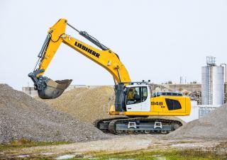 Excavatoare pe șenile Liebherr R 946