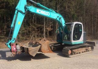 Excavatoare pe șenile Kobelco SK 135 SRLC