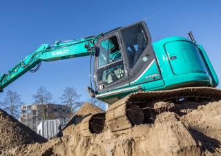 Excavatoare pe șenile Kobelco SK 140 SRLC 3