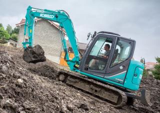 Excavatoare pe șenile Kobelco SK 85 MSR 3