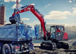 Excavatoare pe șenile Yanmar SV120