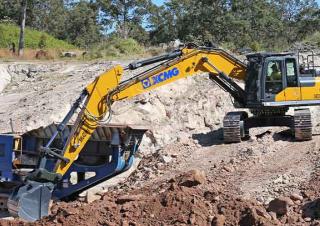 Excavatoare pe șenile XCMG XE370D