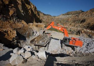 Excavatoare pe șenile Hitachi ZX 670 LCR-3