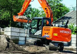 Excavatoare pe șenile Hitachi ZX130-6