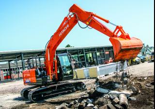 Excavatoare pe șenile Hitachi ZX130-6