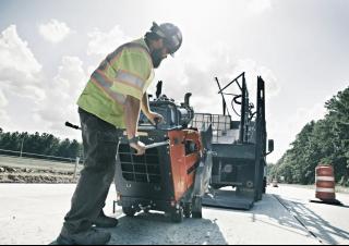 Fierăstraie pentru podea Husqvarna FS 5000 D