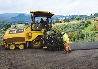 Finisoare de asfalt pe roți Caterpillar AP500F