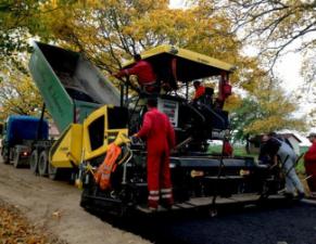 Finisoare de asfalt pe șenile Bomag BF 700 C 2 S 500