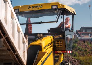 Finisoare de asfalt pe șenile Bomag BF 700 C 2 S 600