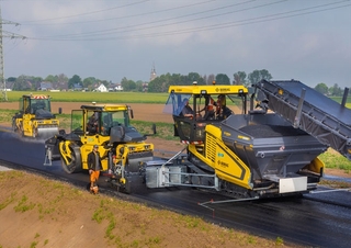 Finisoare de asfalt pe șenile Bomag BF 800 C 3 S 600