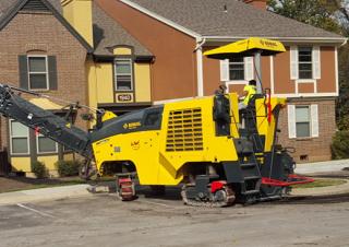 Finisoare de asfalt pe șenile Bomag BM 1200/35