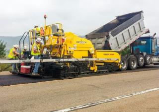 Finisoare de asfalt pe șenile Bomag CR 662 RM