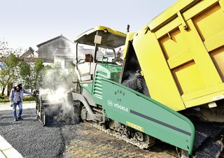 Finisoare de asfalt pe șenile Vögele SUPER 1900-3 L