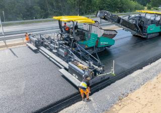 Finisoare de asfalt pe șenile Vögele Super 2100-5i