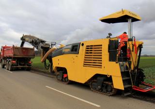 Freze de asfalt Bomag BM 1000/35