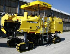 Freze de asfalt Bomag BM 1300/30