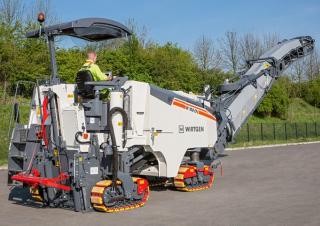 Freze de asfalt Wirtgen W 120 CF