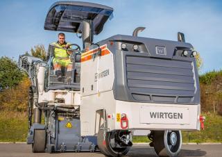 Freze de asfalt Wirtgen W 120 Ri