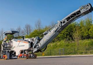 Freze de asfalt Wirtgen W 130 CF