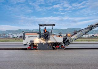 Freze de asfalt Wirtgen W 150 XFi