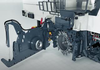 Freze de asfalt Wirtgen W 200 Fi