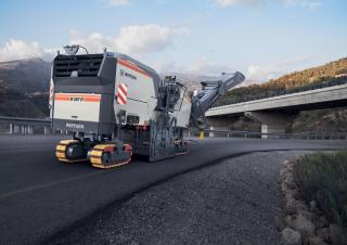 Freze de asfalt Wirtgen W 207 Fi