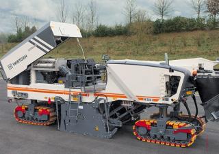Freze de asfalt Wirtgen W 250 i