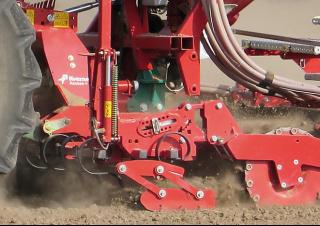 Grape cu disc-zinc Kverneland Access 400