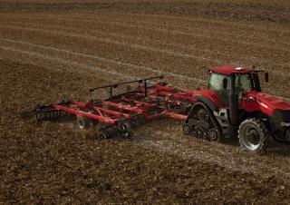 Grape cu disc-zinc Case IH True-Tandem 335 VT 25