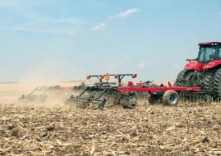 Grape cu disc-zinc Case IH True-Tandem 335 VT 25