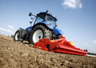 Grape de putere Kuhn HR 4504 DRC 