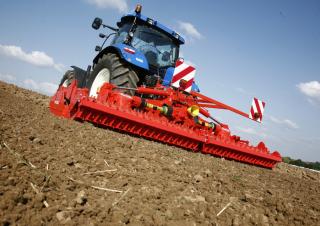 Grape de putere Kuhn HR 5004 DRC 