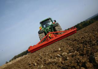 Grape de putere Kuhn HR 6004 DR