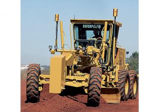 Gredere Caterpillar 120K2