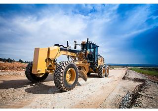 Gredere Caterpillar 12M
