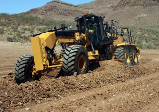 Gredere Caterpillar 16M3