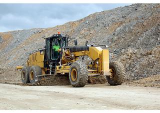Gredere Caterpillar 18M3