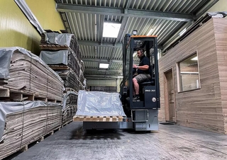Stivuitoare cu încărcare laterală Încărcătoare laterale electrice Hubtex MQ 30