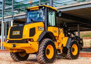 Încărcătoare pe roți JCB 411 HT