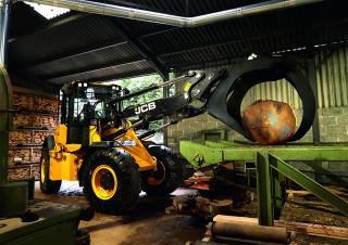Încărcătoare pe roți JCB 417 HT