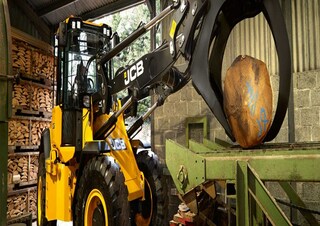 Încărcătoare pe roți JCB 417 HT
