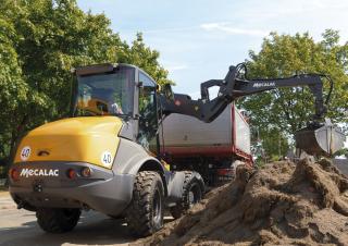 Încărcătoare pe roți Mecalac AS900