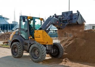 Încărcătoare pe roți Mecalac AS900