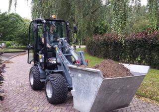 Încărcătoare pe roți Giant G2200HD