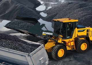 Încărcătoare pe roți Hyundai HL930A