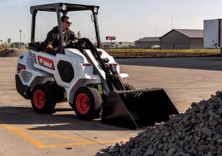 Încărcătoare pe roți Bobcat L23