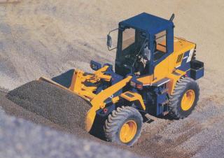 Încărcătoare pe roți Kobelco LK350