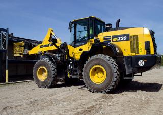 Încărcătoare pe roți Komatsu WA320-8E0